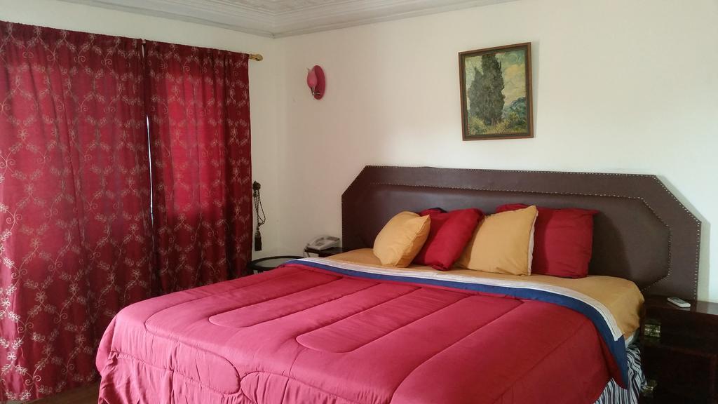 Zambezi Inn Hotel Conakry Room photo
